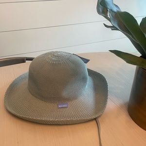 Wallaroo Hat Company Women’s Victoria Sun Hat. Color: Seafoam